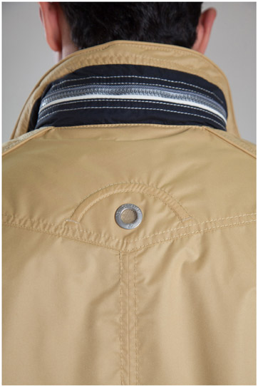 Abrigo, Parkas y Chalecos Finos, 107500, MOSTAZA