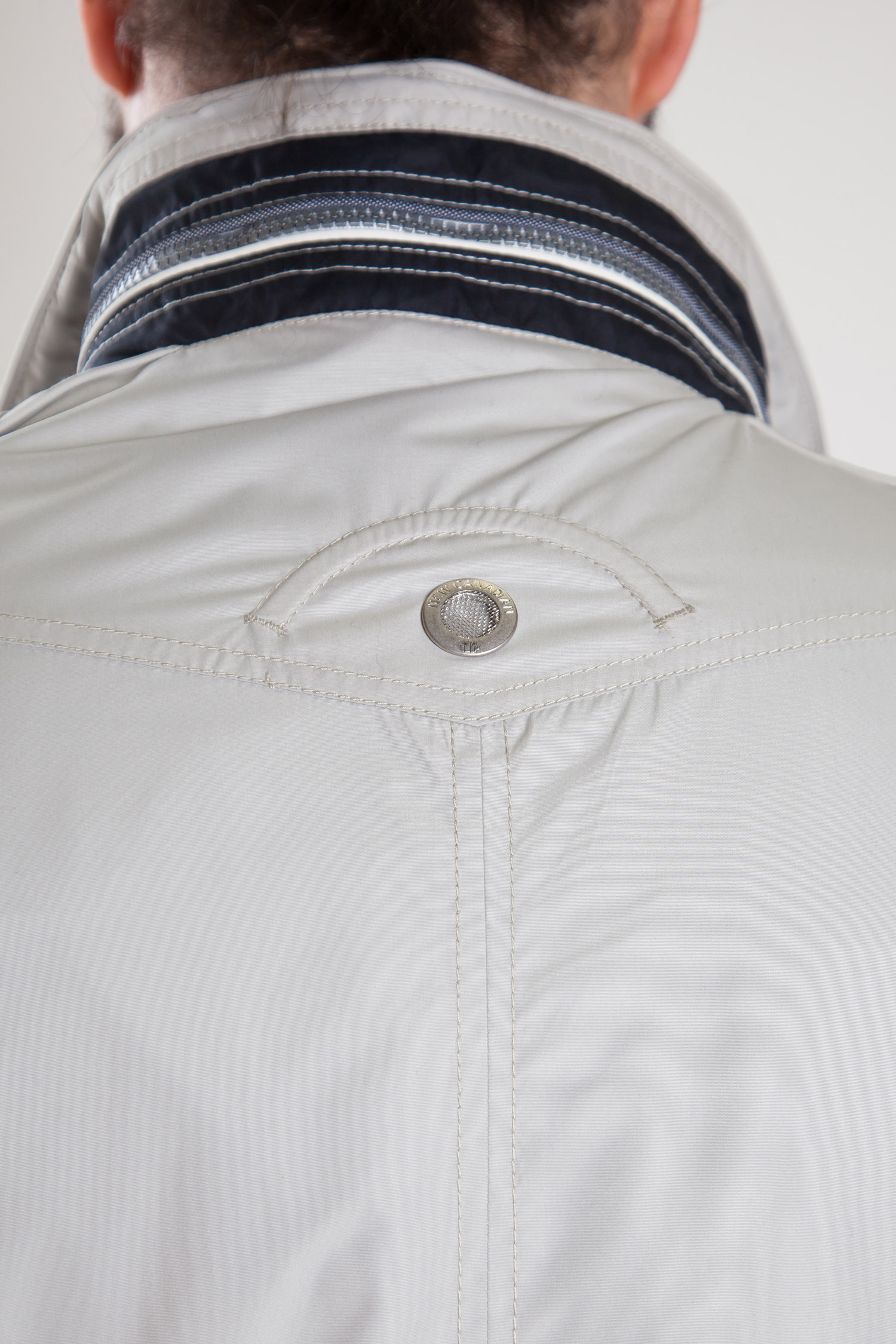 Abrigo, Parkas y Chalecos Finos, 107499, ARENA | Zoom